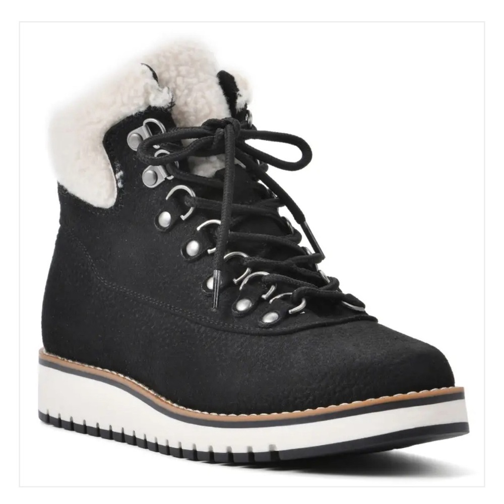 White Mountain Women’s Cozy Boots